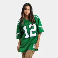 استایل کردن تیشرت: راهنمایی برای ظاهری شیک و مدرن