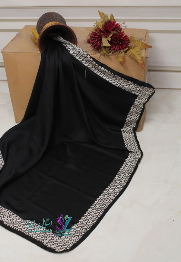 روسری مشکی حاشیه دار آندیا (کد 02)