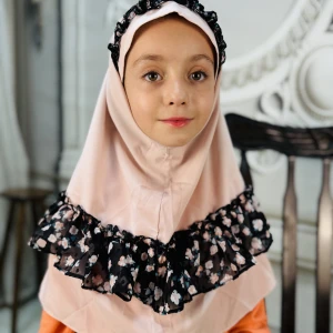 مقنعه چین دار بچگانه ژورژت کالباسی(طرح 1)