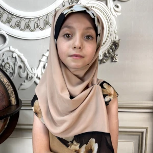 مقنعه دکمه دار بچگانه خاکی(طرح3)