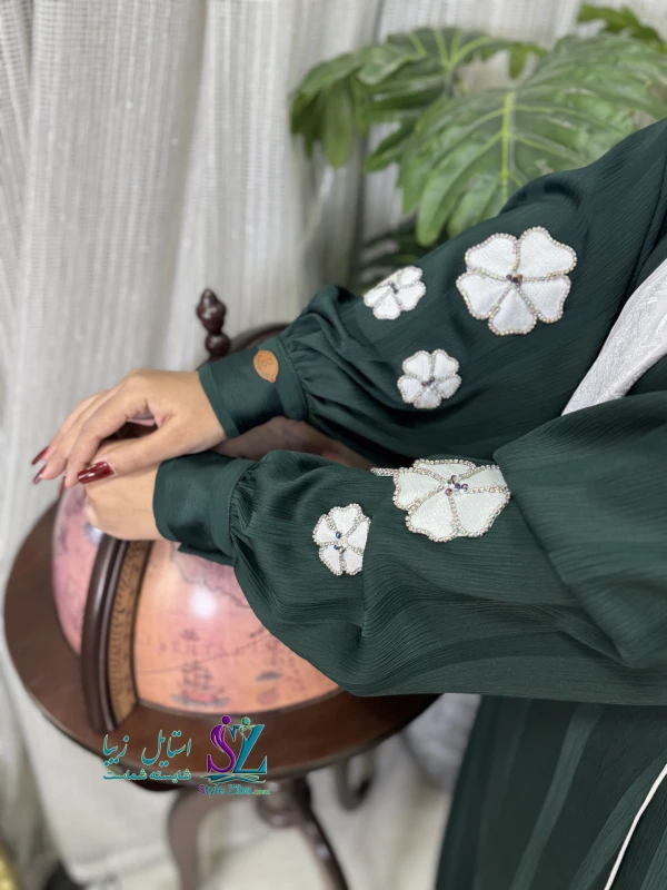 عبا زنانه کریشه لاینی نغمه(سبز-سفید)
