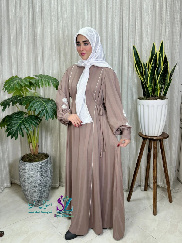 عبا زنانه کریشه لاینی نغمه (کرم تیره-سفید)