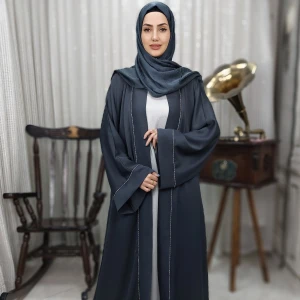 عبا زنانه جواهردوزی لارا