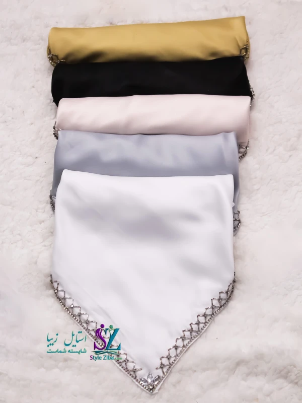 روسری کار شده با دست مدیسا (طلایی)