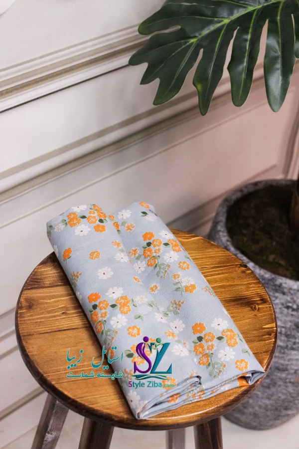روسری گل دار پریا