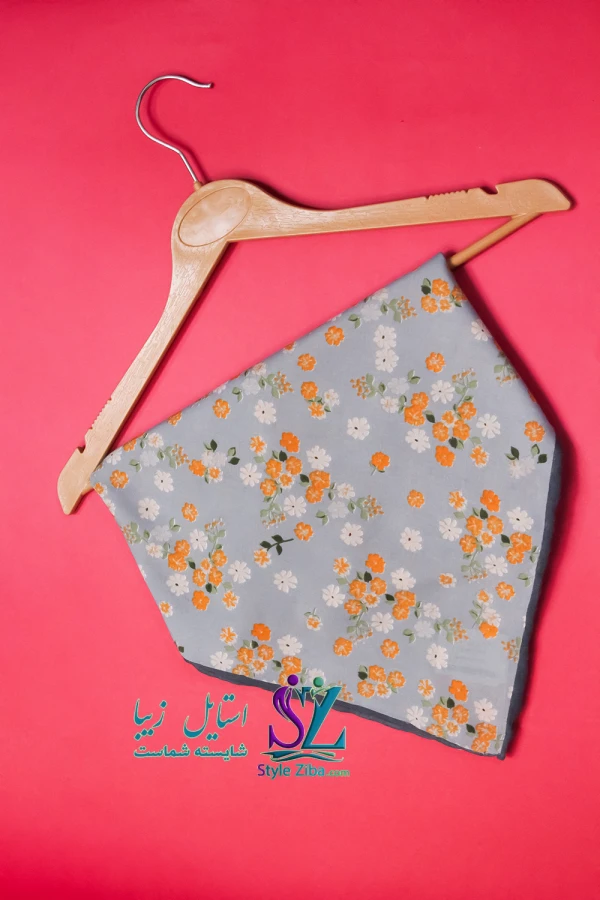 روسری گل دار پریا