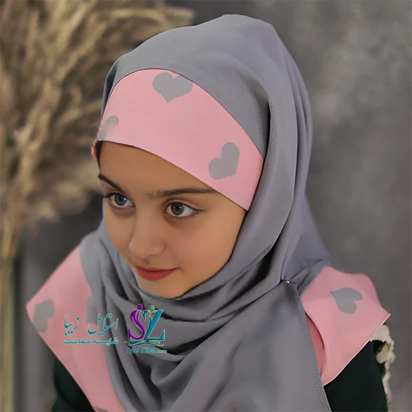 مقنعه دکمه دار دخترانه طوسی (طرح2)