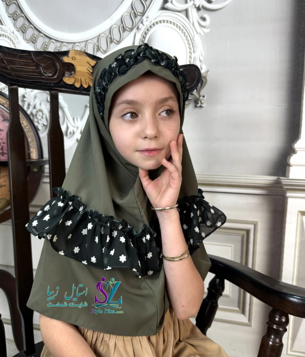 مقنعه چین دار بچگانه ژورژت سبز حرمی (طرح 1 )